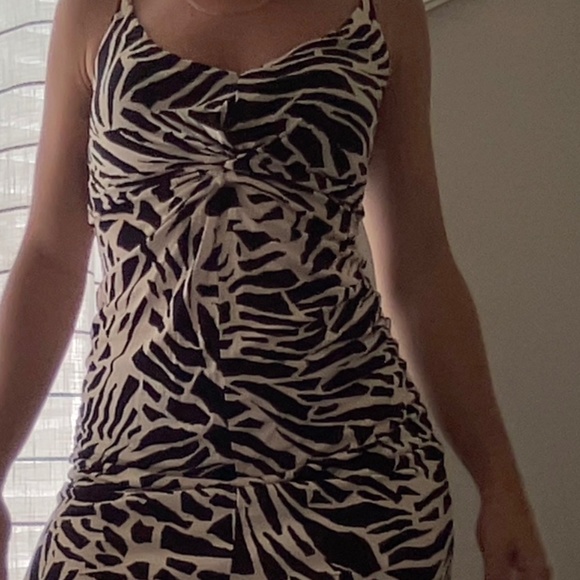 H&M Dress - Picture 8 of 8